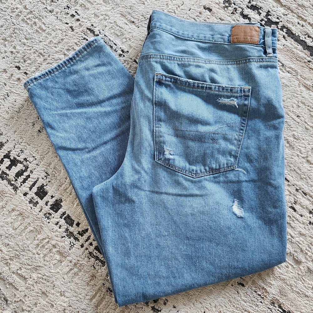 American Eagle Mom Jean